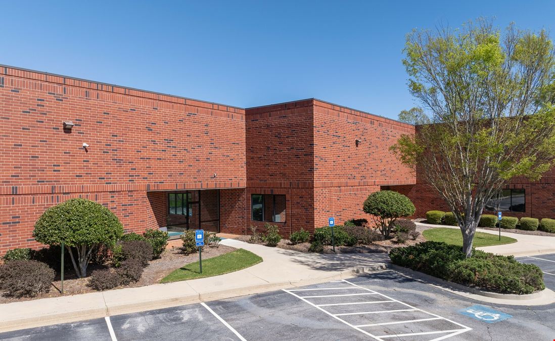 2192 Eastview Parkway Northeast