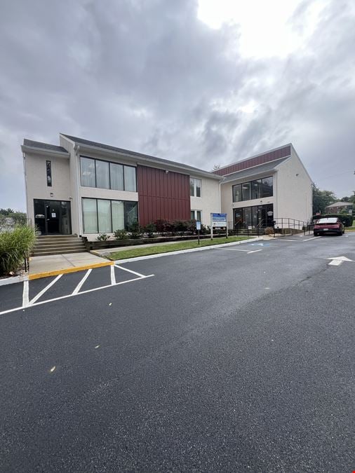 1223 W Chester Pike