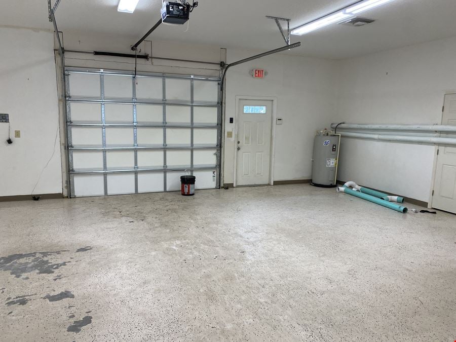 236 Ave D SW
