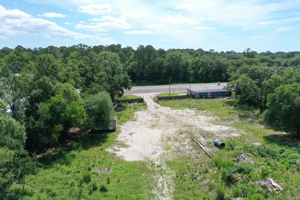 5.55± Acres | Dual Frontage | Existing Improvements