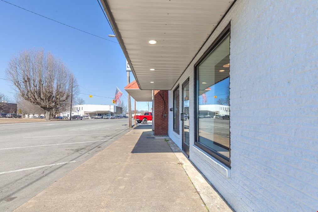 117 N Park St, Hohenwald TN