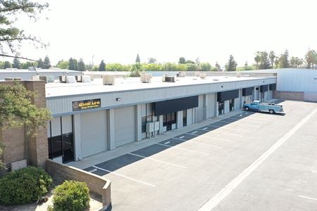 Preview of Industrial space for Rent at 5494 E. Lamona Avenue