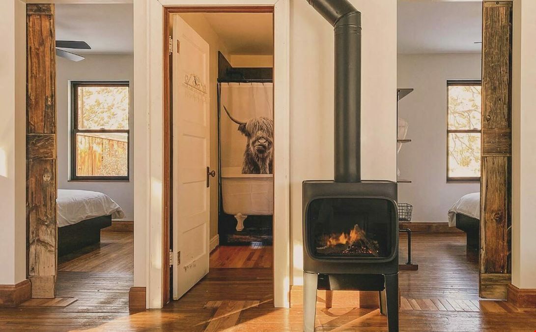 CampV - Inspired Shelter & Glamping in Colorado