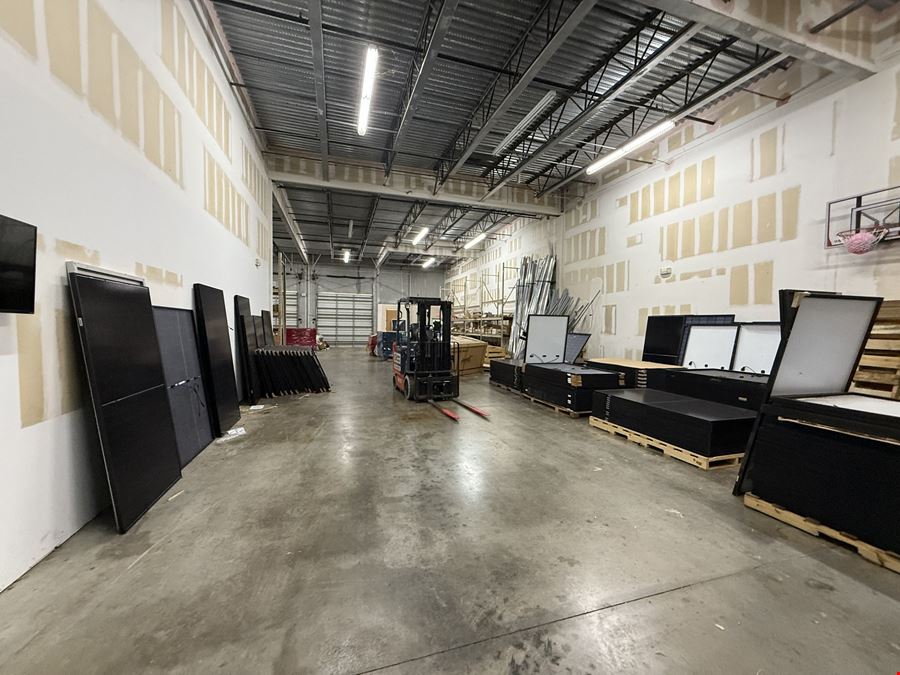 4,425 SF Drive-Thru Flex Condo