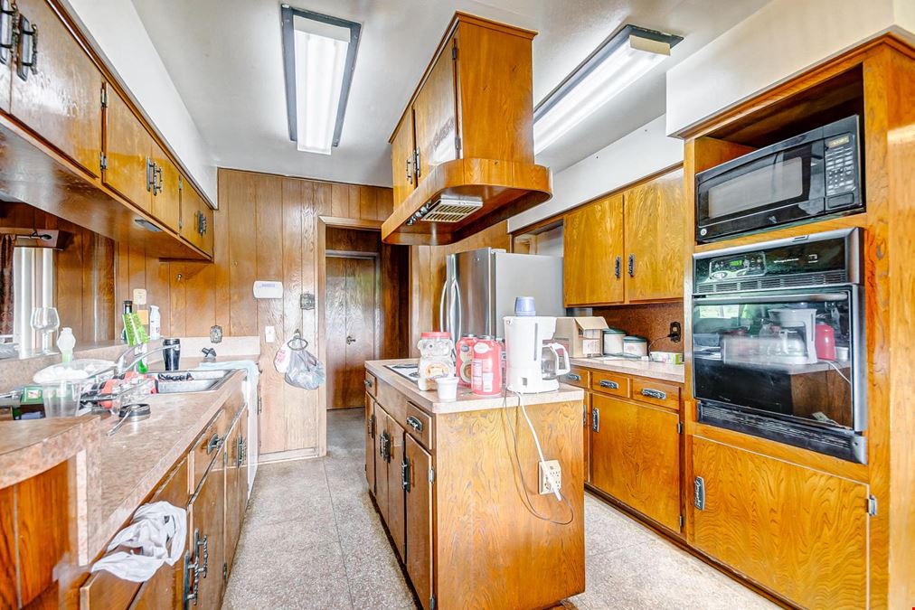 34823 FM 1301, West Columbia