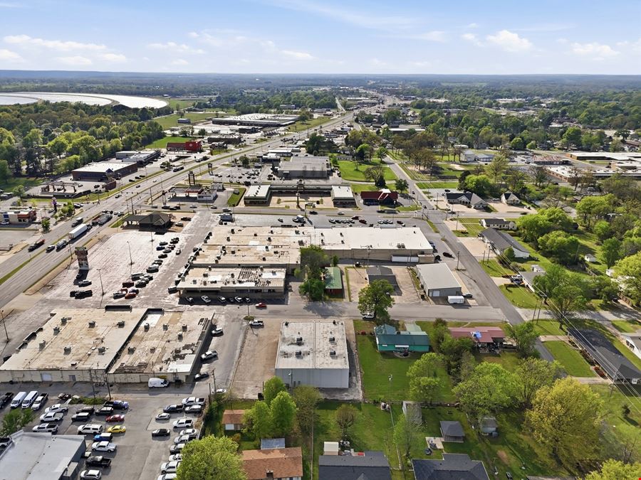 Highland Park Shopping Center