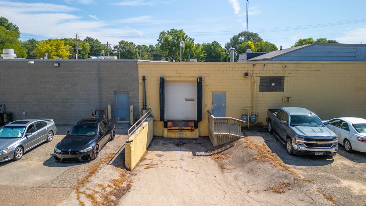 Flexible Industrial & Commercial Spaces | 3-Phase Power & Loading Access