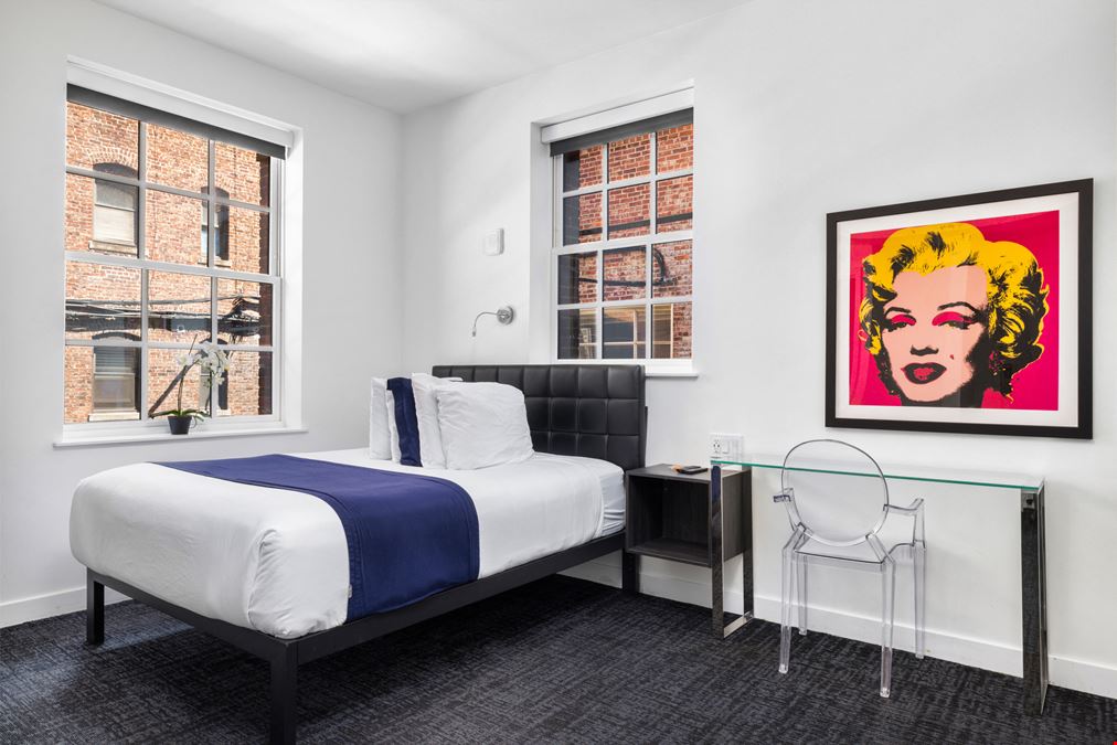 Maverick Suites