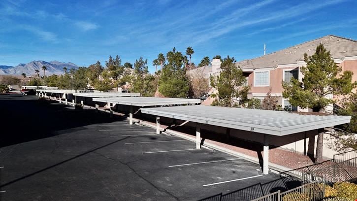 FOR SALE! | Owner/User Opportunity | +/- 35,202 SF Office Building
