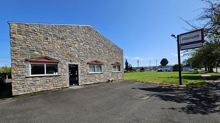 Preview of Retail space for Rent at 940 14th Ave