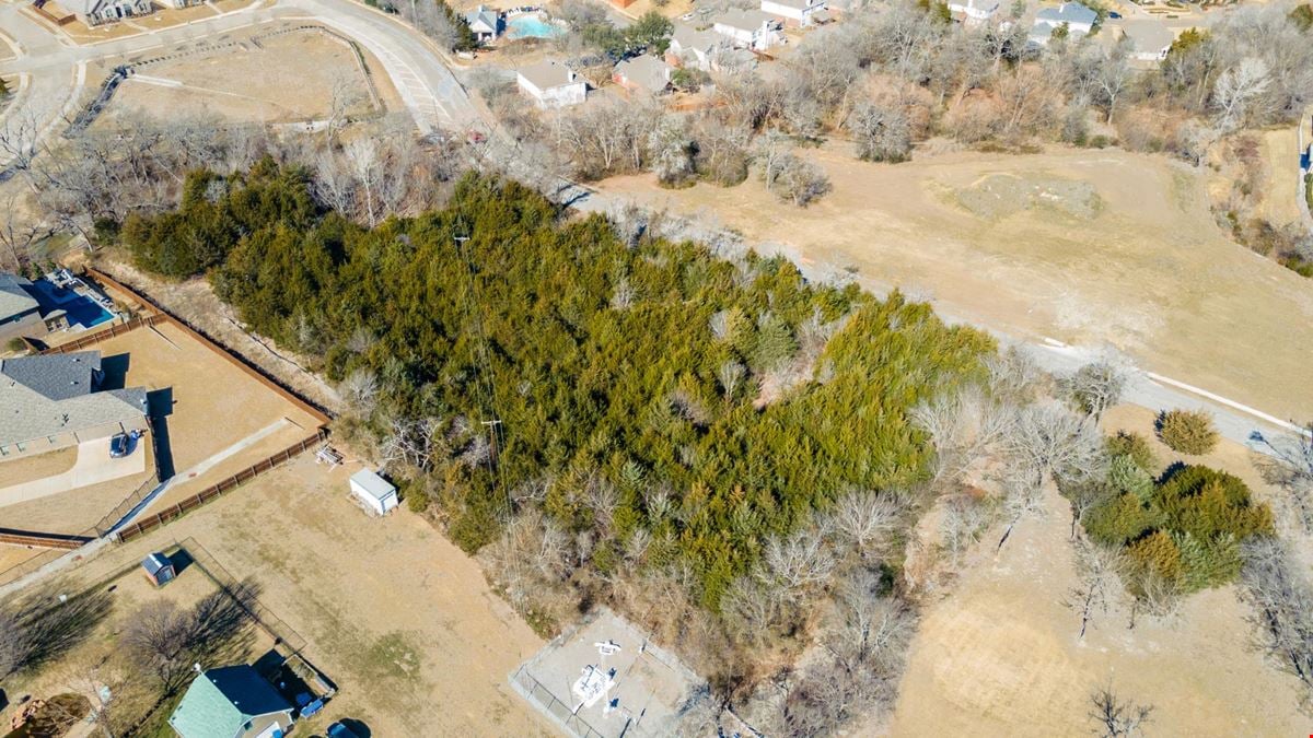2.76 Acres For Sale Near Downtown Rockwall, TX