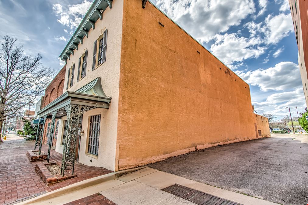 Downtown Building Restaurant & Event Venue
