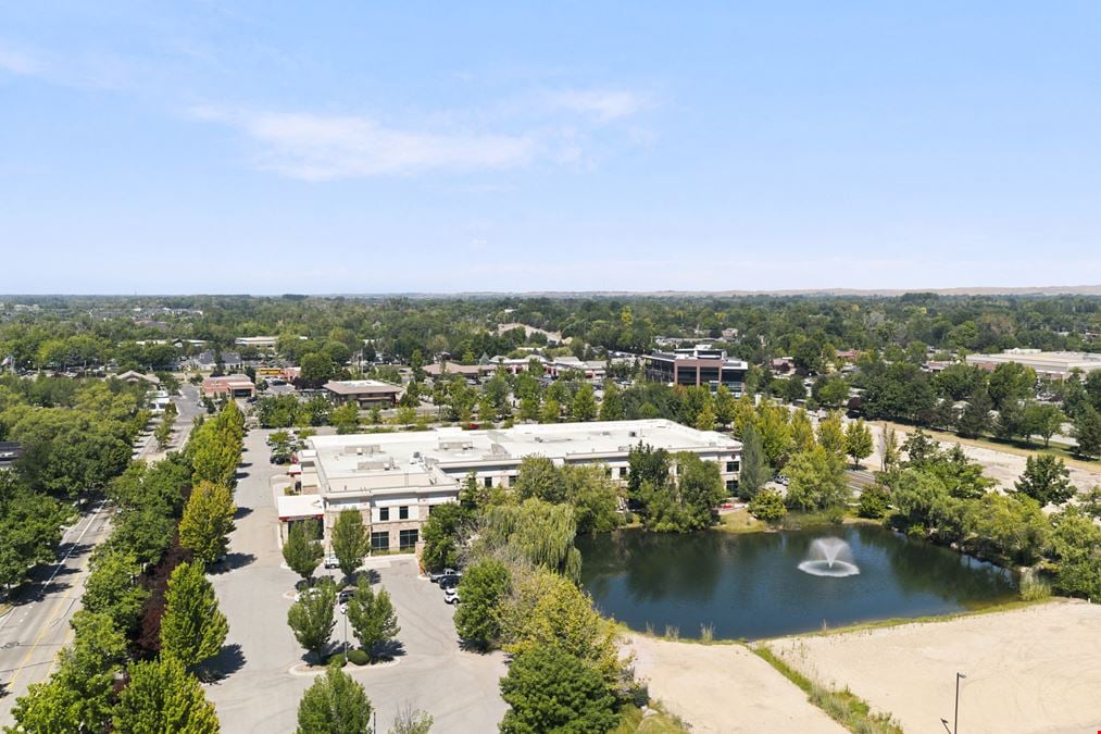 323 E Riverside Dr Ste 108