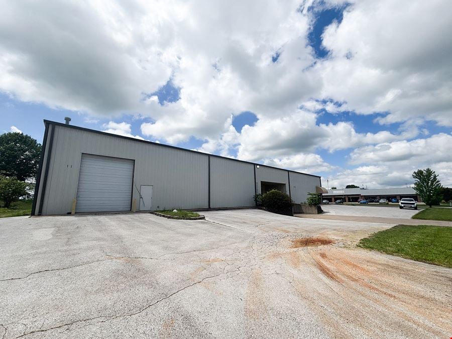11,824 SF Office/Warehouse for Lease