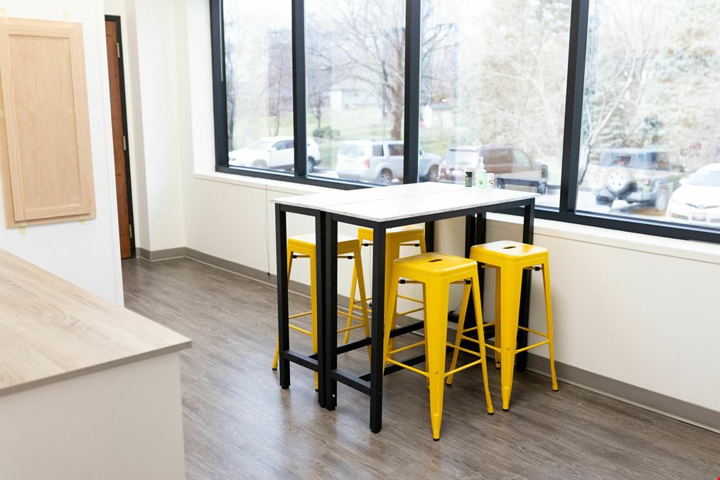 West Center Pointe - Sublease