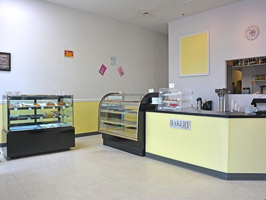 Pies, Cakes, & More Bakery