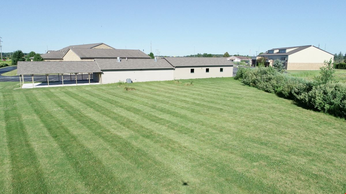 3933 Monitor Rd