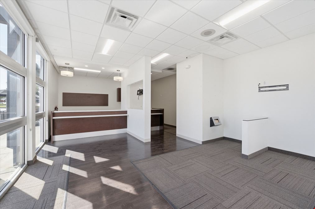 1115 N Valley Mills Dr