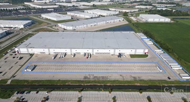 Secure Trailer Parking in Whitestown