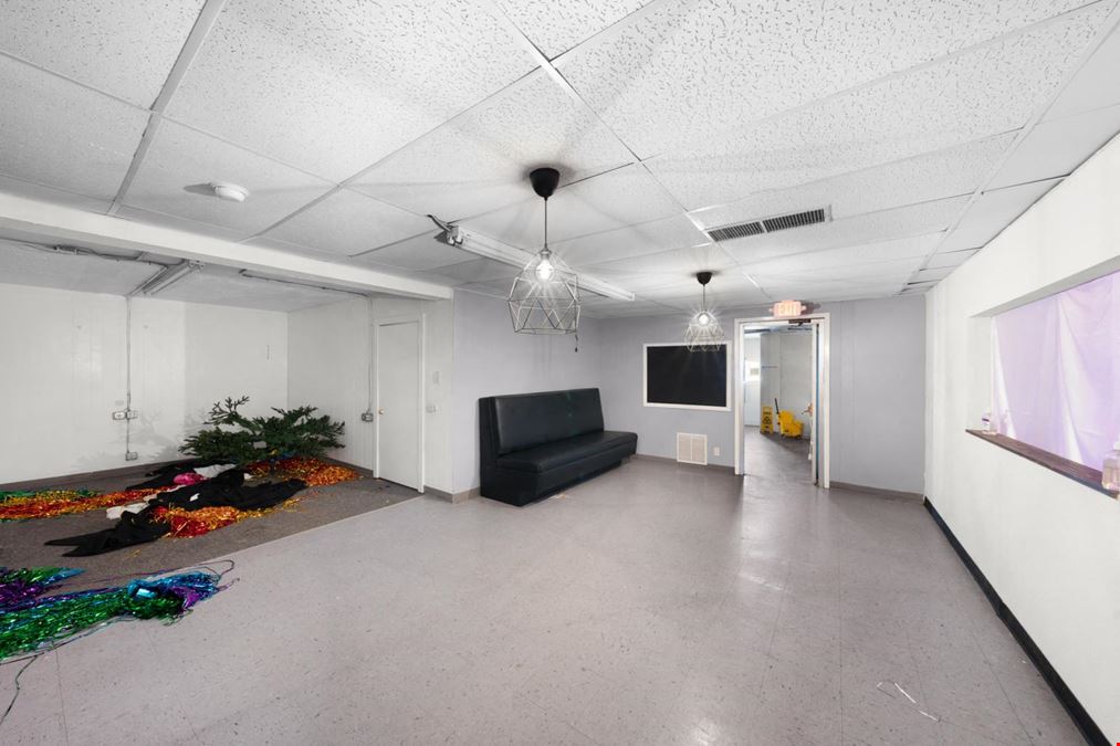 Flex Space for Lease in Ennis