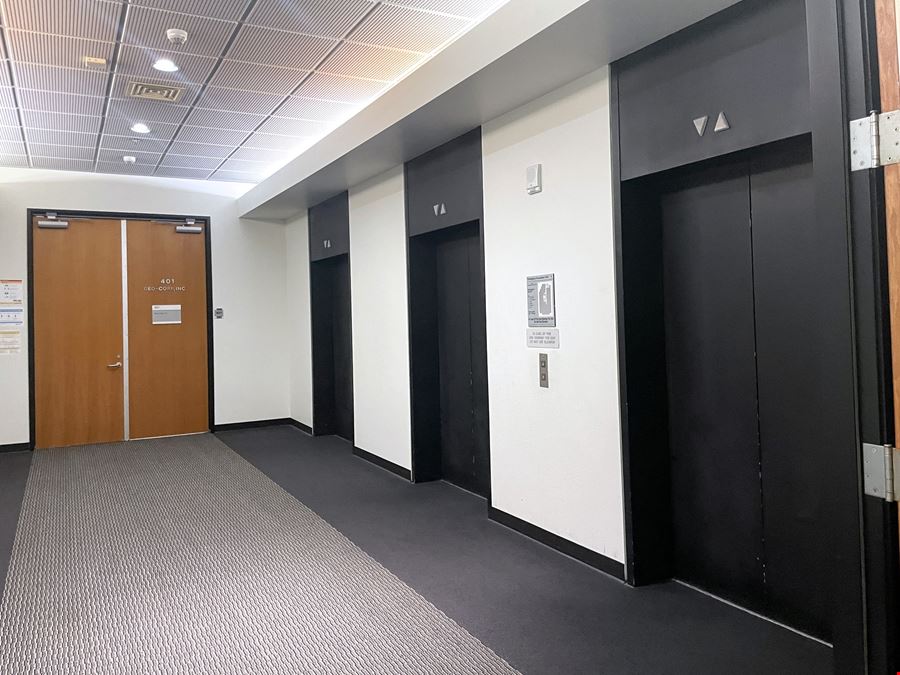 LOS ANGELES CORPORATE CENTER