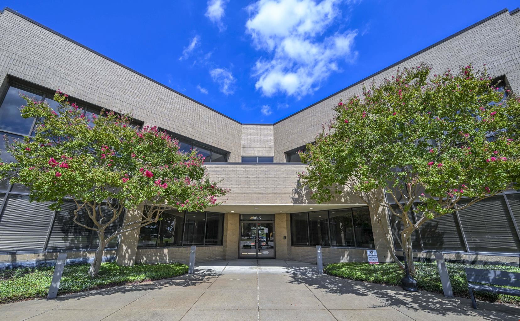 8615 Freeport Parkway