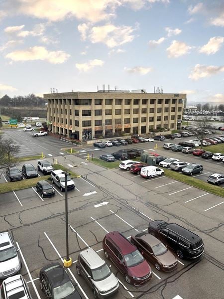Preview of Office space for Rent at 2 Robinson Plaza
