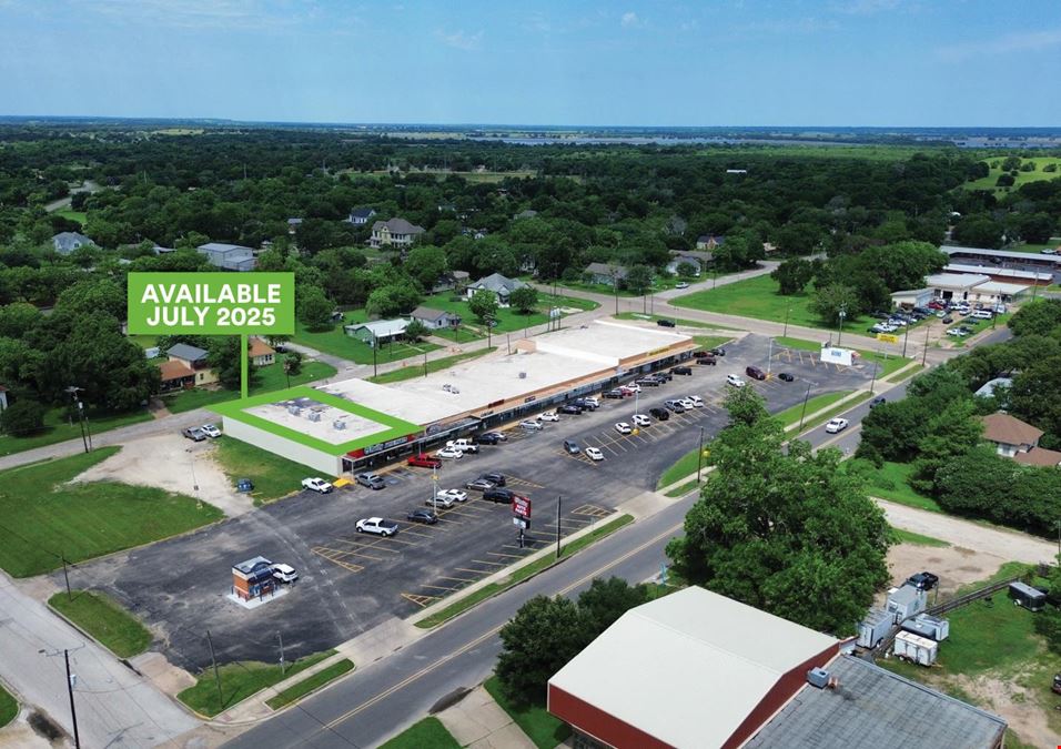 Navasota Shopping Center