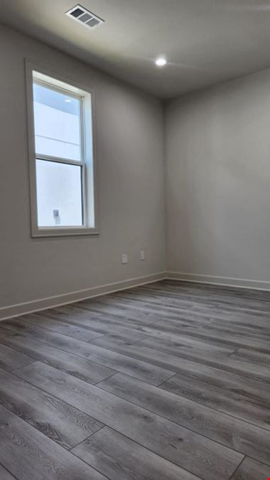 1325 Main St Unit 502