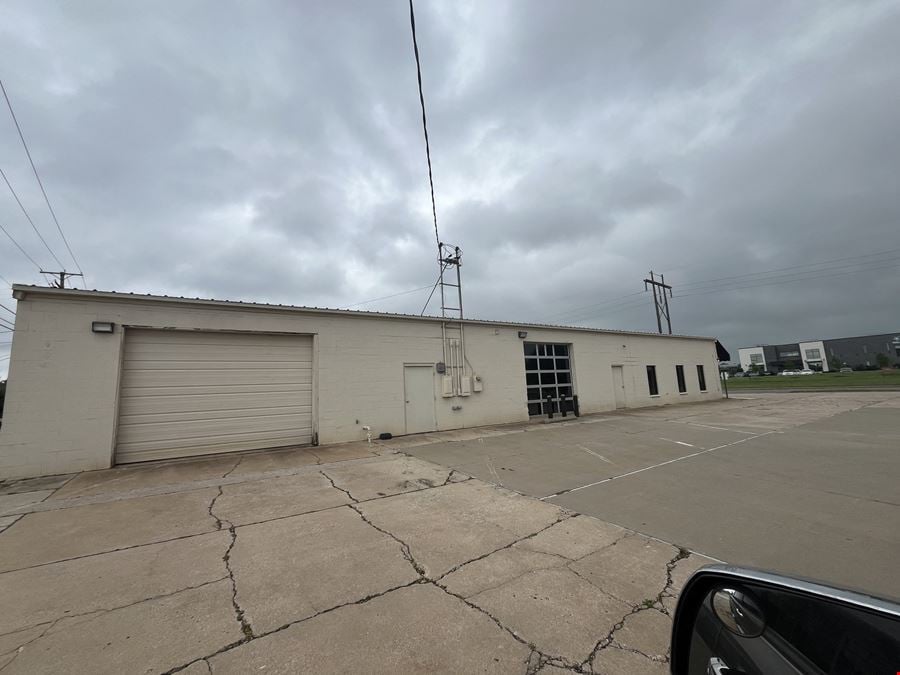 7301 N Classen Blvd