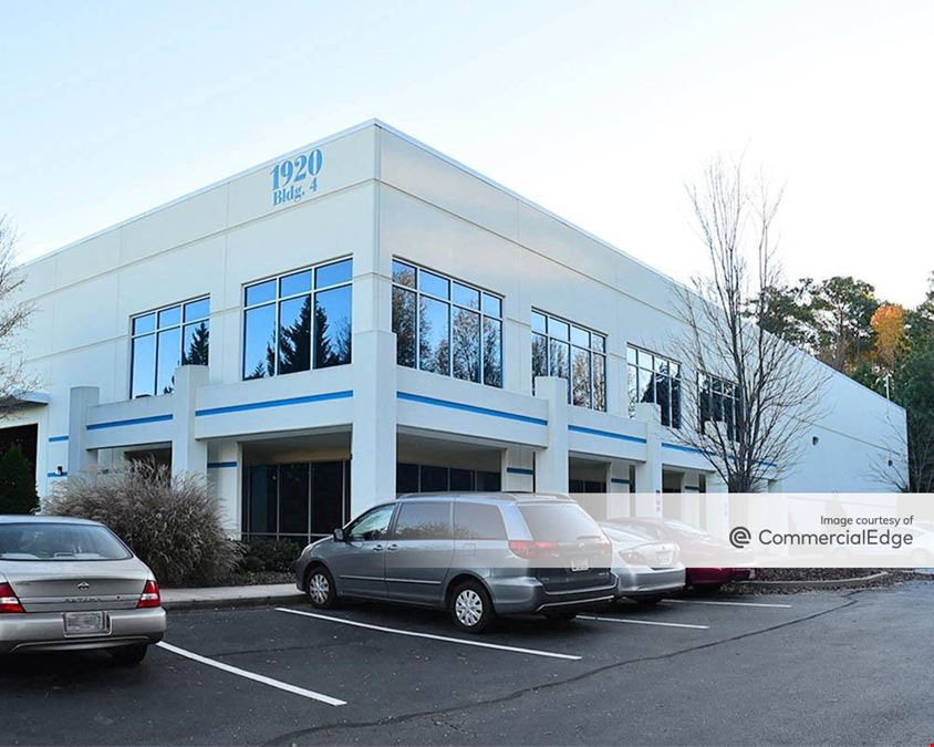 Walton Green Commerce Center - Buildings 4 & 5