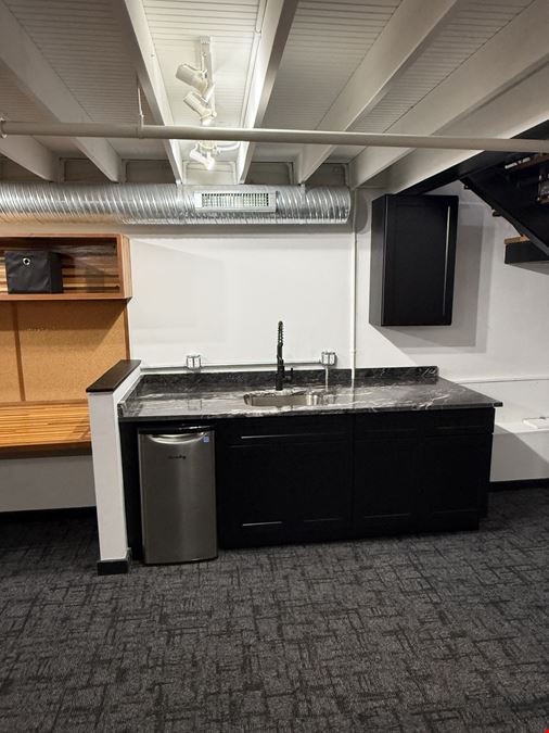 1211 N Franklin - Office Condo