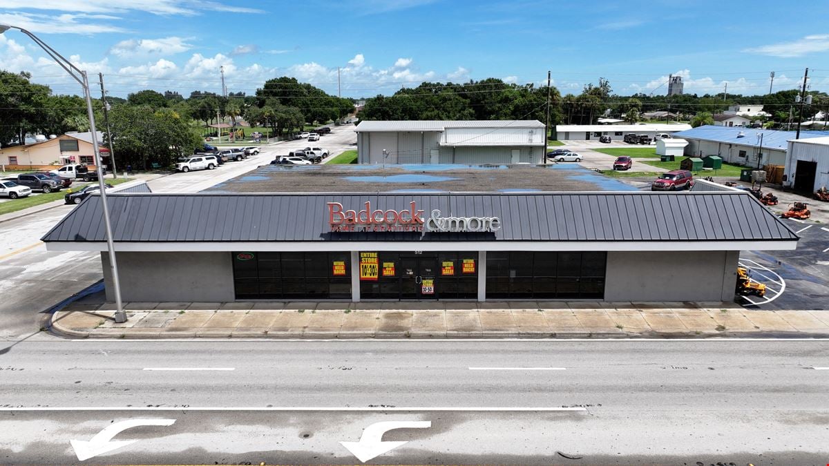 Downtown Okeechobee Retail Space & Industrial Warehouse