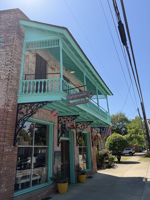 523 Prince Avenue