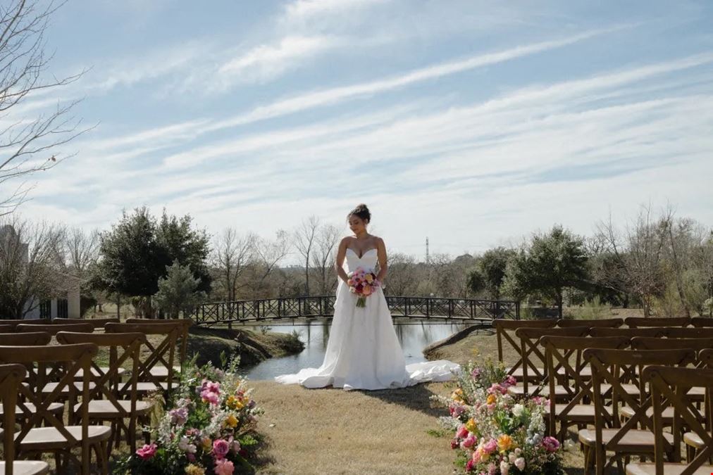 Elegant Hill Country Wedding & Event Center – 14,321 SF on 39 Acres
