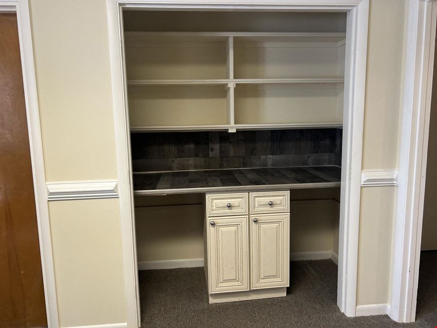 Grand Oak Executive Center Office Space