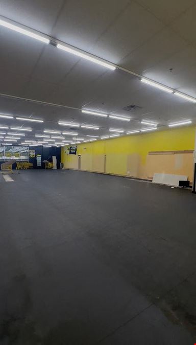 4602 Avenue D - For Lease