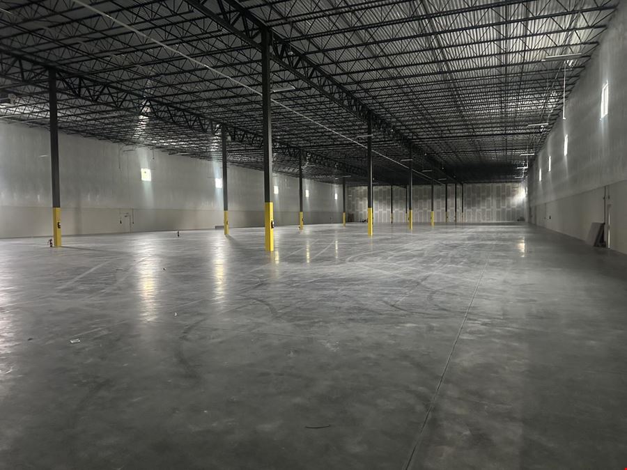 Warehouse Space for Rent - You can work in this space! #1919