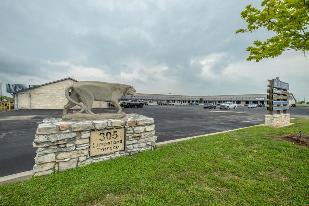 Cougar Plaza