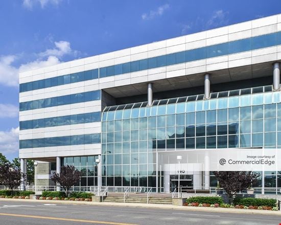 Preview of Office space for Rent at 990 Stewart Avenue