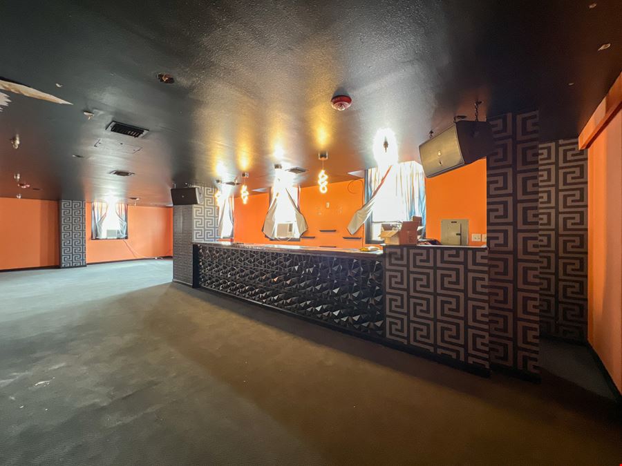 French Quarter Retail Property on Decatur St