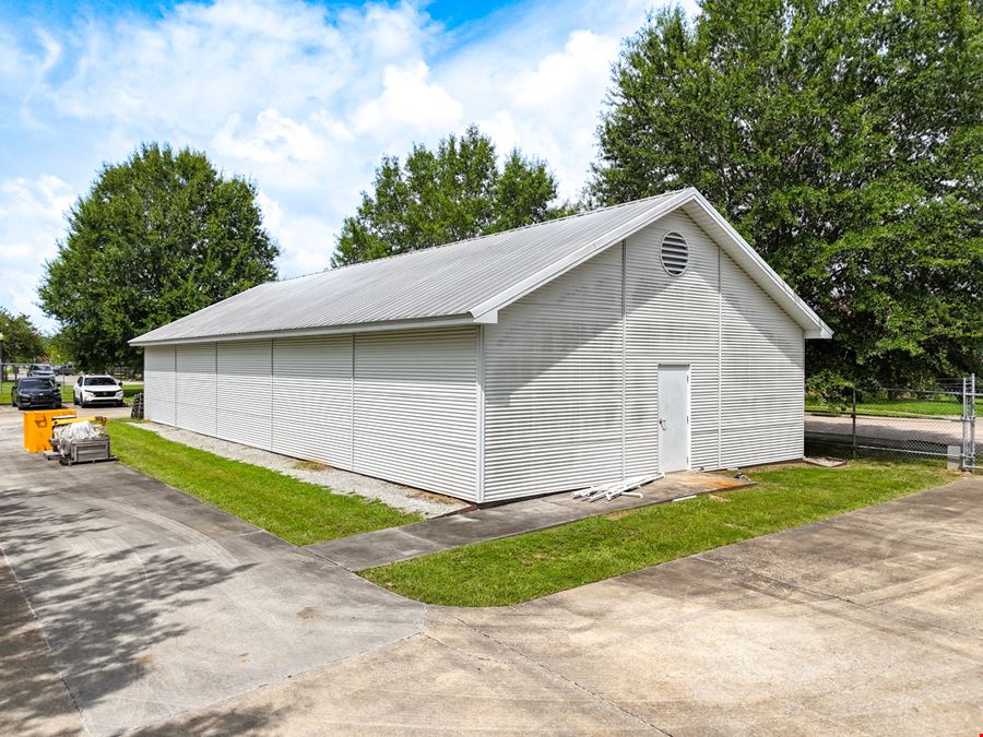 ±8.71 Acre Mixed-Use Portfolio Near Hwy 90 and Airport