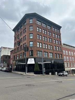 9 Spaces Available for Lease in the Fenton Building