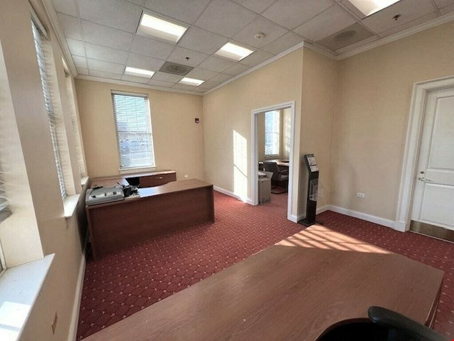 27 N Main St