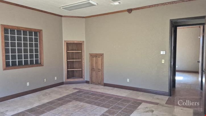 2,560 SF of Professional Office Space for Lease