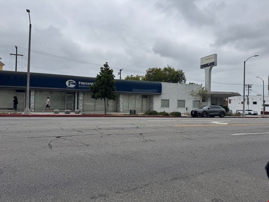 5470 Pico Boulevard