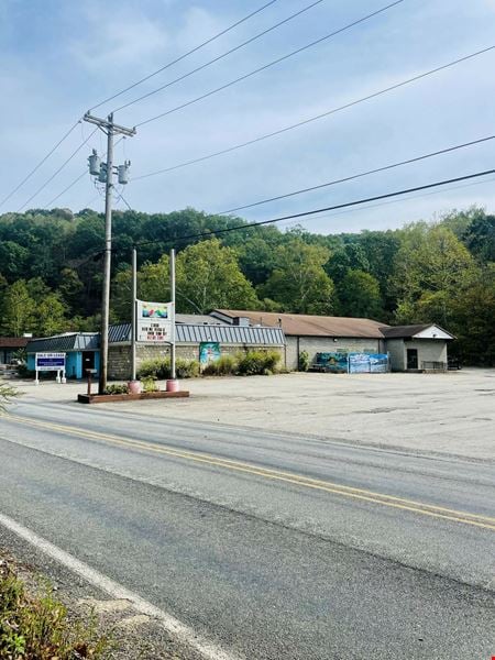 Preview of Retail space for Sale at 1044 Saxonburg Blvd