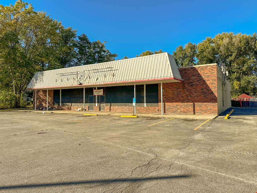 Prime Commercial Opportunity with High Visibility and Incentives