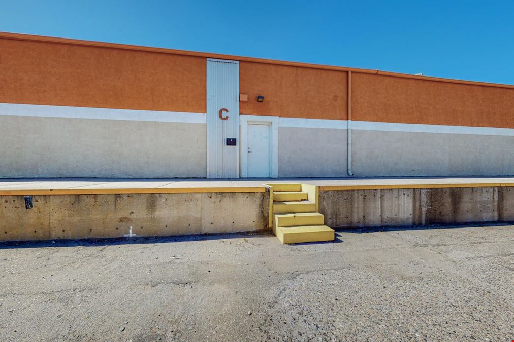 MULTI-TENANT INDUSTRIAL WITH HEAVY POWER, DOCK SPACE, & ROLL-UP DOORS