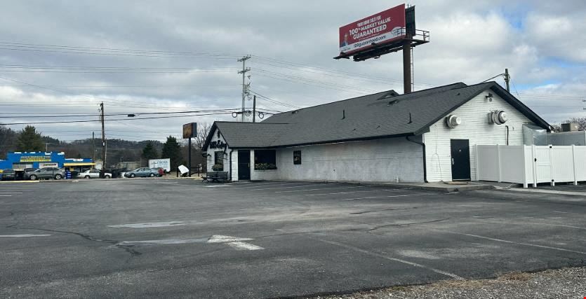 Full Service Restaurant Opportunity: Sale/Lease